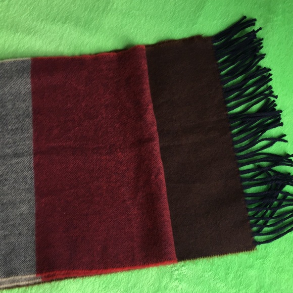 Scarf - Picture 3 of 3